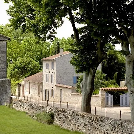 L'oustau Du Murier Bed & Breakfast